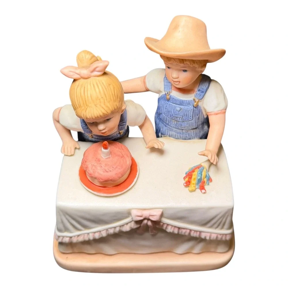 Homco Denim Days Figurine Birthday Cake Danny Debbie 1520 Vintage 1985